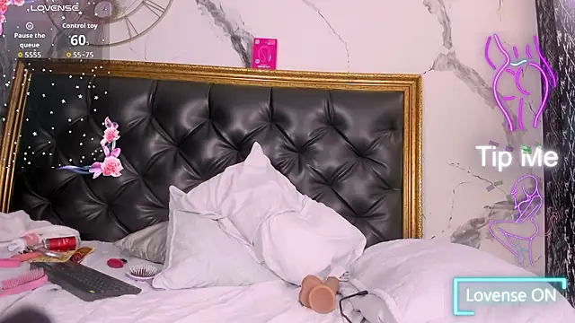 ambarfoxx_ (T young) - fuck bid dildo