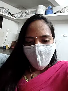 Webcam Model (Tamil_Hot_Divya)  is live.Free join now!