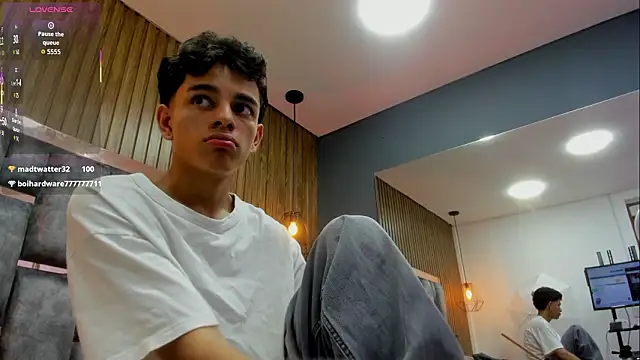 owen__johnson webcam