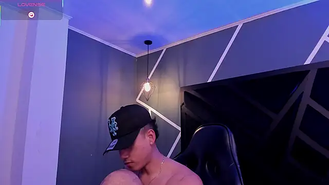 draven_marceaux (M twink) - strong explosion of cum :wanker: