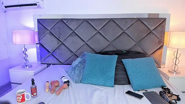 Lucia_fastcollins webcam