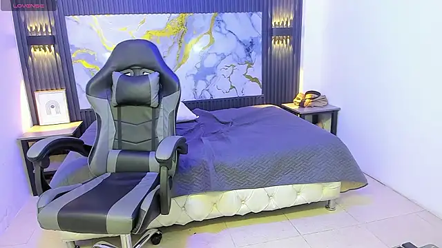 Dark_Desiree18 webcam