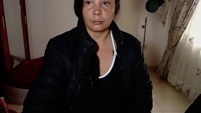 vivian-milf webcam