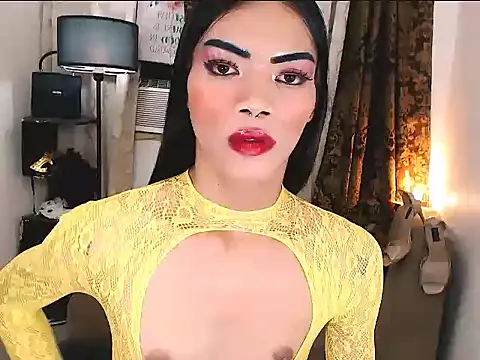 yoursexyasiantsxx webcam