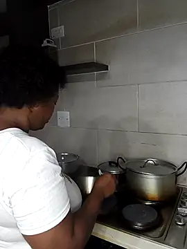 cutehoney92 - CuteHoney92's free webcam - UK Sex Cams