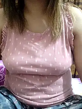 Webcam Model (Tanha18)  is live.Free join now!