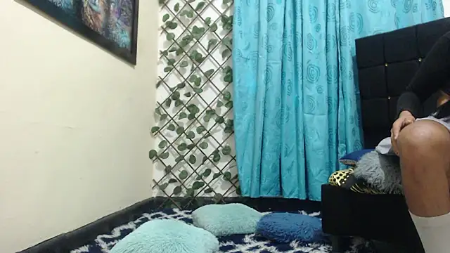 charlotte_brawn webcam