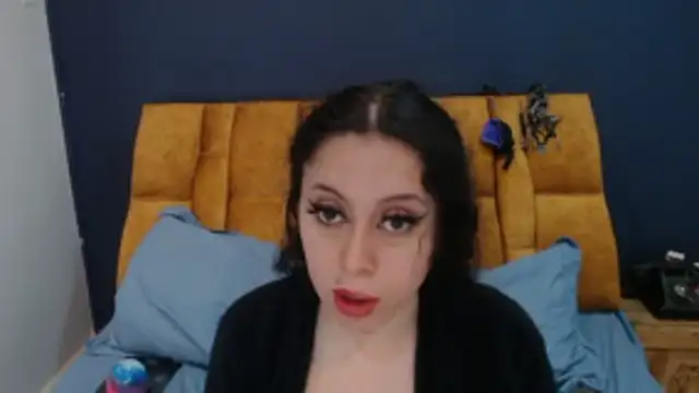 KendraaSimons webcam