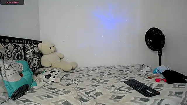 Camila_tv webcam