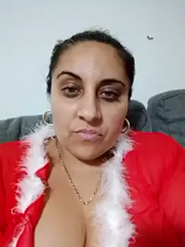 AntoAntonianna webcam