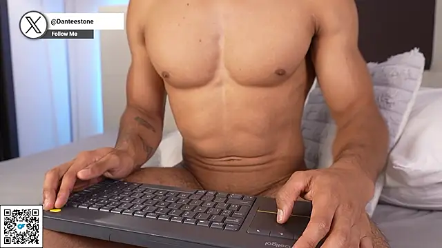 danteestone (M twink) - Flex chest and biceps