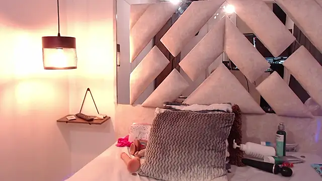 sofy_bonnet - Sofy_bonnet's free webcam - UK Sex Cams