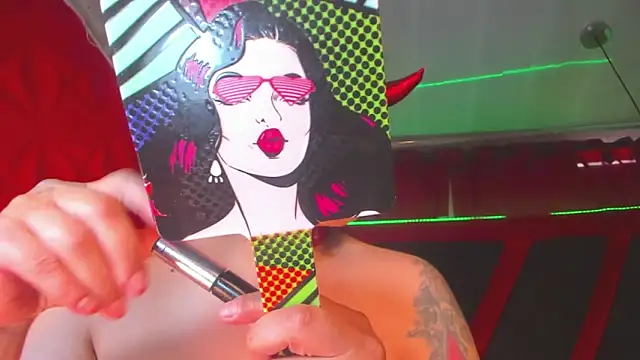 Taylor-hardcore webcam