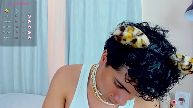 cherry_blossom77 webcam