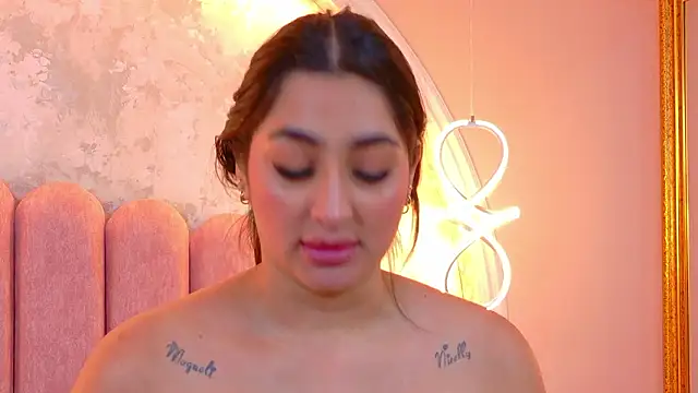 JasmineRhodes webcam