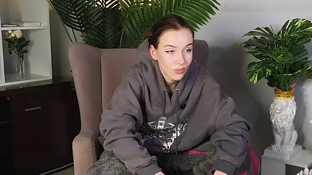 WanetaTushoski webcam