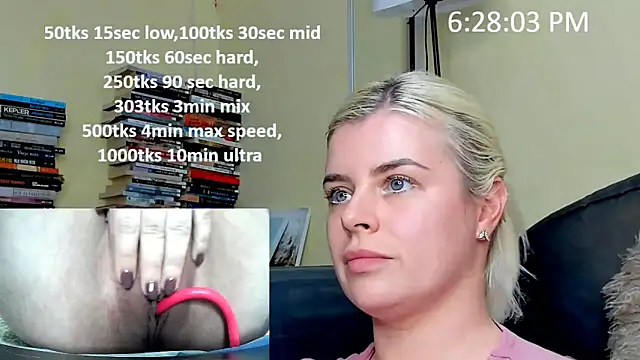 queenofthenighttt webcam