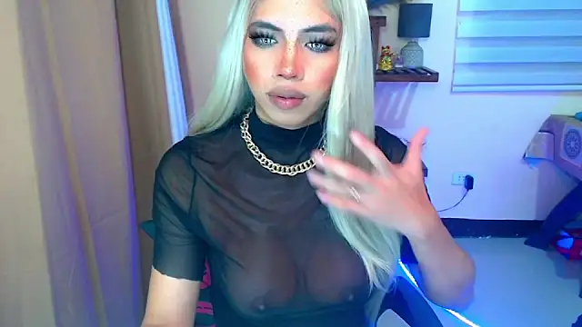 UrGoddessJuliax webcam