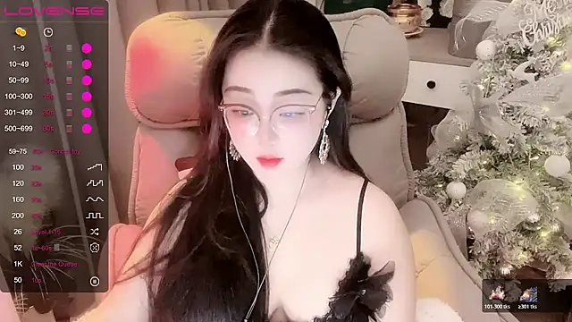 Monica-666888- webcam