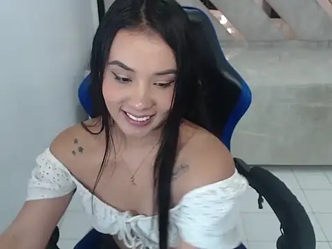 violettathonsom_t webcam