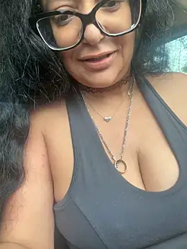 PichyPrettyPussy webcam