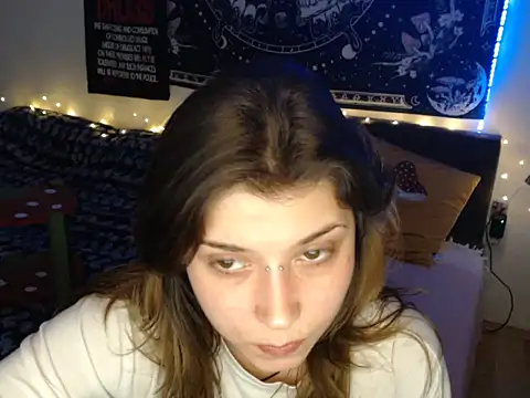 AlienforTwenty webcam