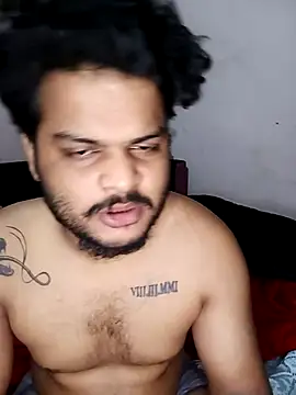 Alphastraight7678 webcam