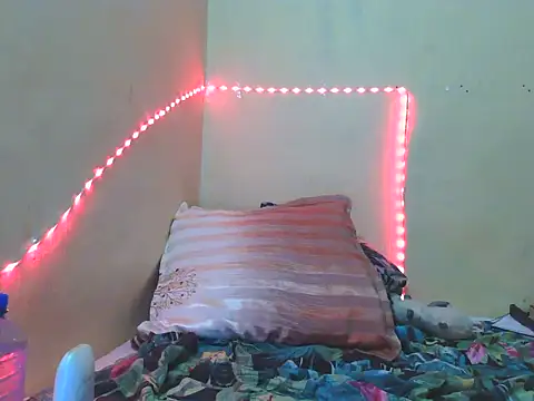 zaria-vixen - ZARIA-VIXEN's free webcam