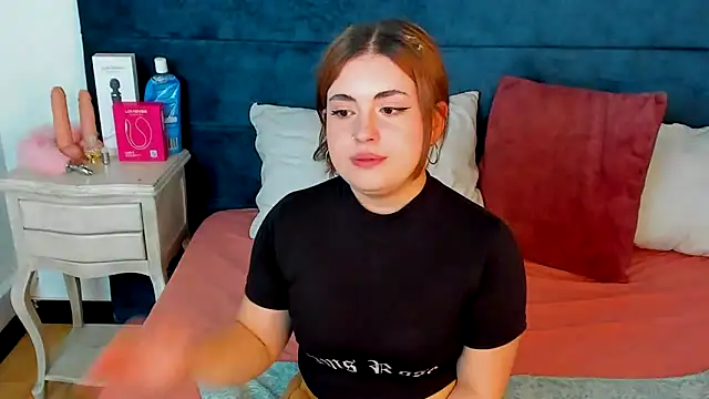 vicluxxx - Vicluxxx's free webcam