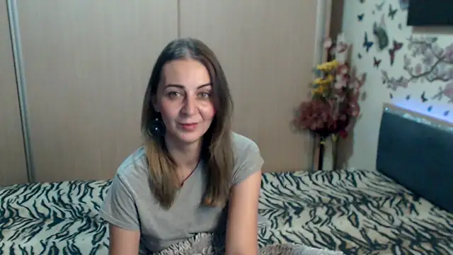 MirabelaSweet webcam