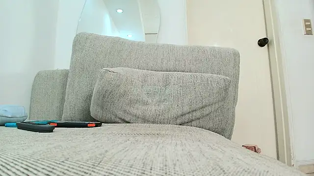 PetiteAlejaTs webcam