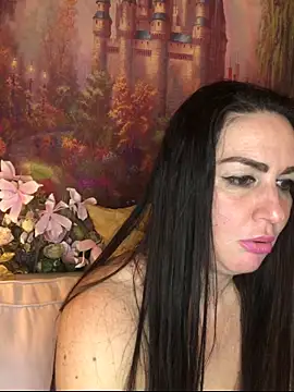 Webcam Model (Blanche-neige1)  is live.Free join now!