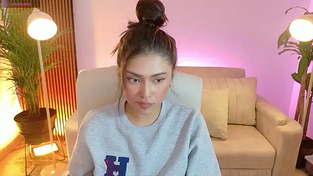 victoria___moon - Victoria___moon's free webcam - UK Sex Cams