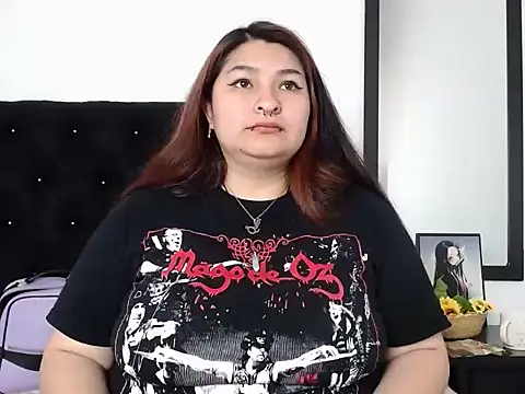 laurahorny69 - LauraHorny69's free webcam