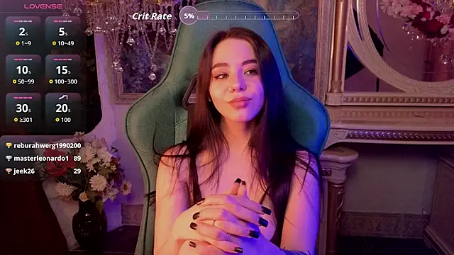 ivorywood_ (F young) - nude 10 minutes