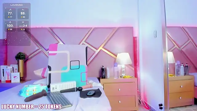 sophiesinclair - SophieSinclair's free webcam