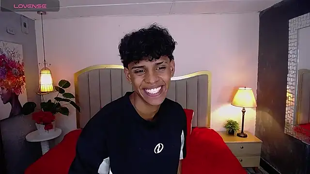 jhos_padill (M twink) - masturbation 5 minutes