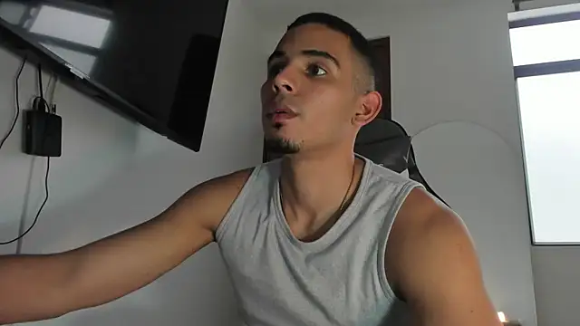 joss_111 - Joss_111's free webcam - UK Sex Cams