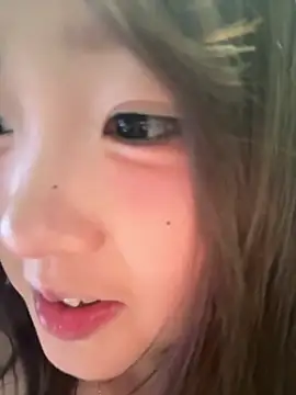 lelebaybay888 (F teen) - 庆祝19万粉丝 60代币抽插15分钟福利票