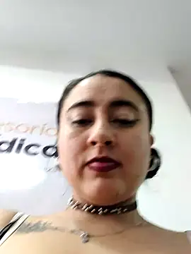 _sarah-office1 (Ask my age) - Fingers in ass🍑