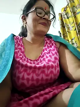 kavya78 (F milf) - Support me