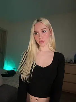 xdinnax (F milf) - fuck pussy with the dildo