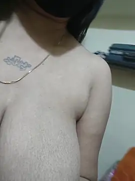 Webcam Model (Neha8923)  is live.Free join now!