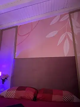 beella1_ (F teen) - spank bigass x8🍑