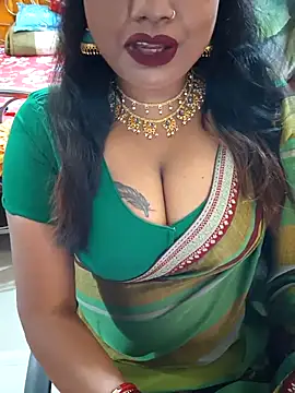 Webcam Model (YR-SHIVANI)  is live.Free join now!