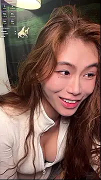 美女Cici250808在线直播