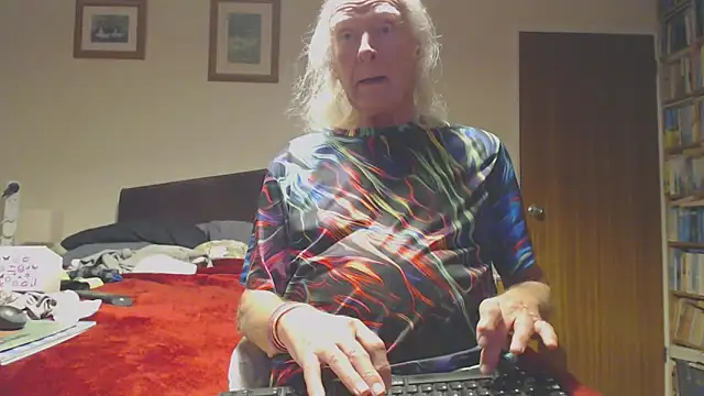 waverlykernow - WaverlyKernow's free webcam - UK Sex Cams