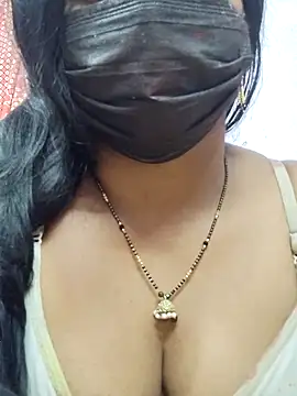 Webcam Model (sana14) is live