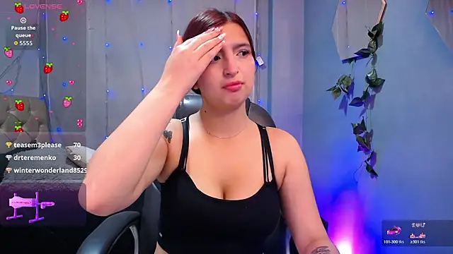 helengolden_ - Helengolden_'s free webcam - UK Sex Cams