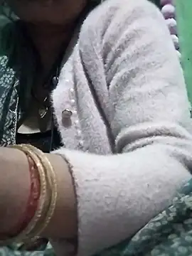 Webcam Model (Na_shreya)  is live.Free join now!